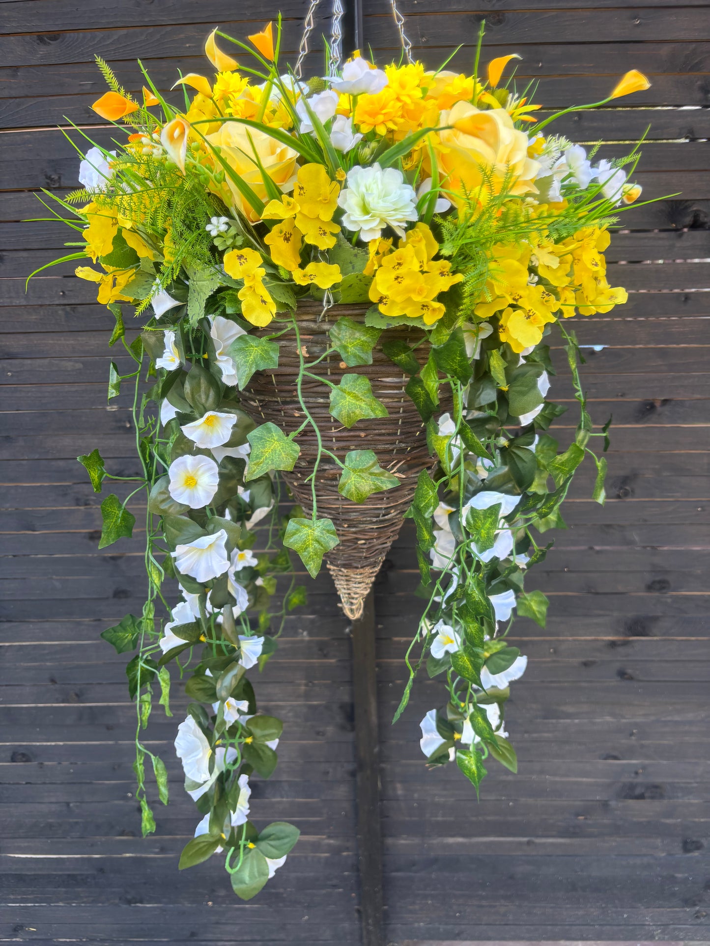 Yellow & White Deluxe Rattan Basket