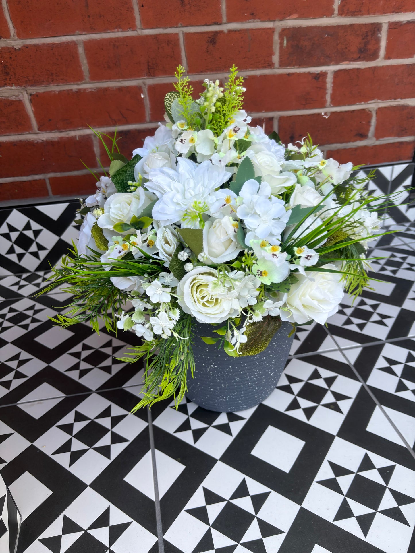 Standard Ivory Planter