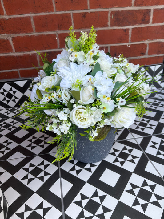 Standard Ivory Planter