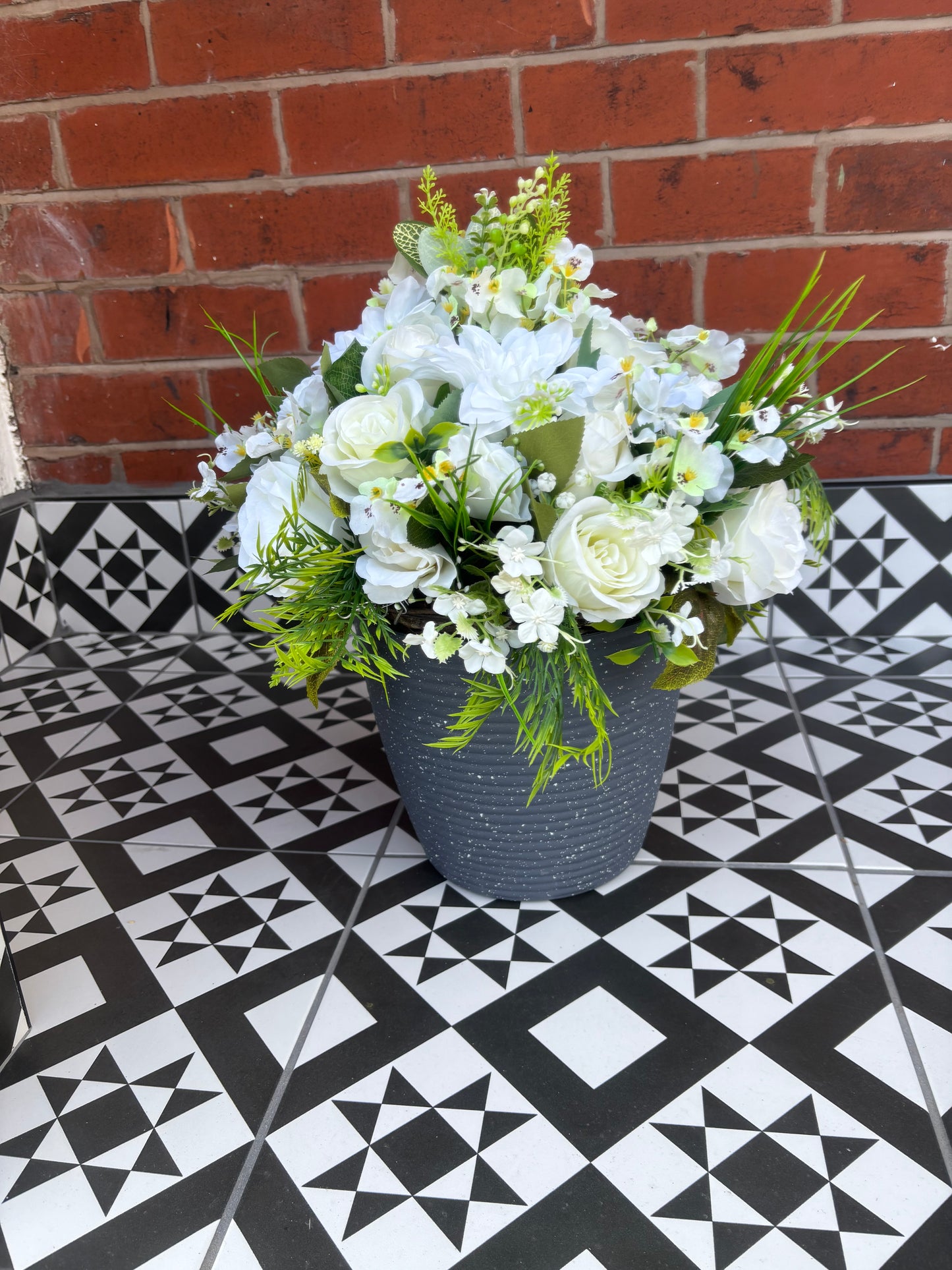 Standard Ivory Planter
