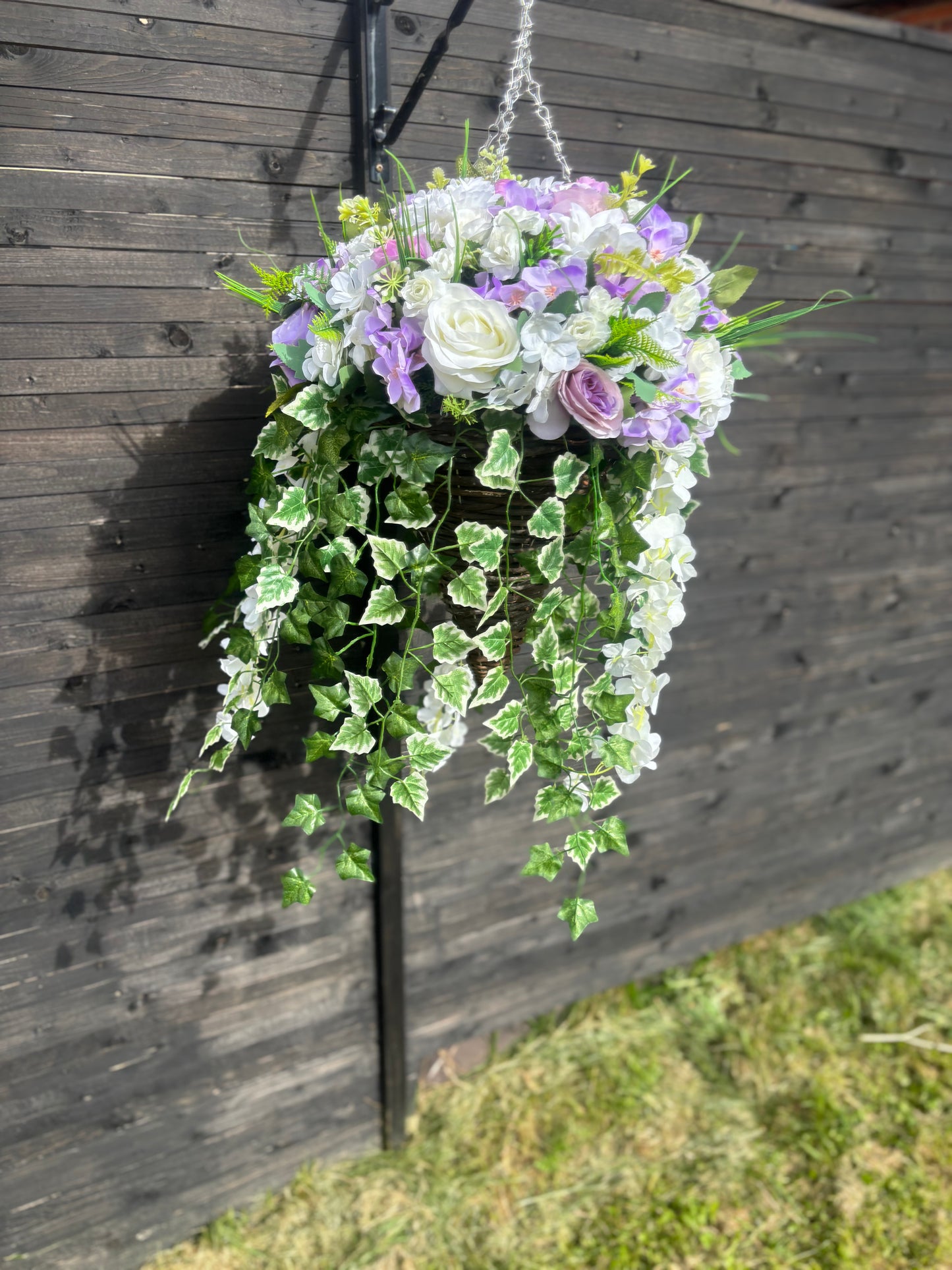 Lilac & ivory Deluxe Rattan Basket