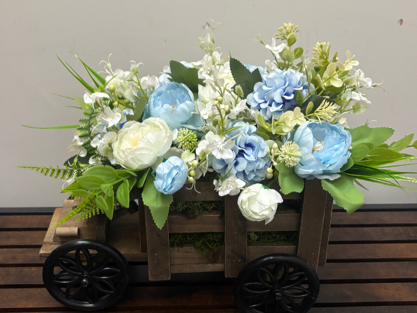 FLOWER TRUCK Blue and White