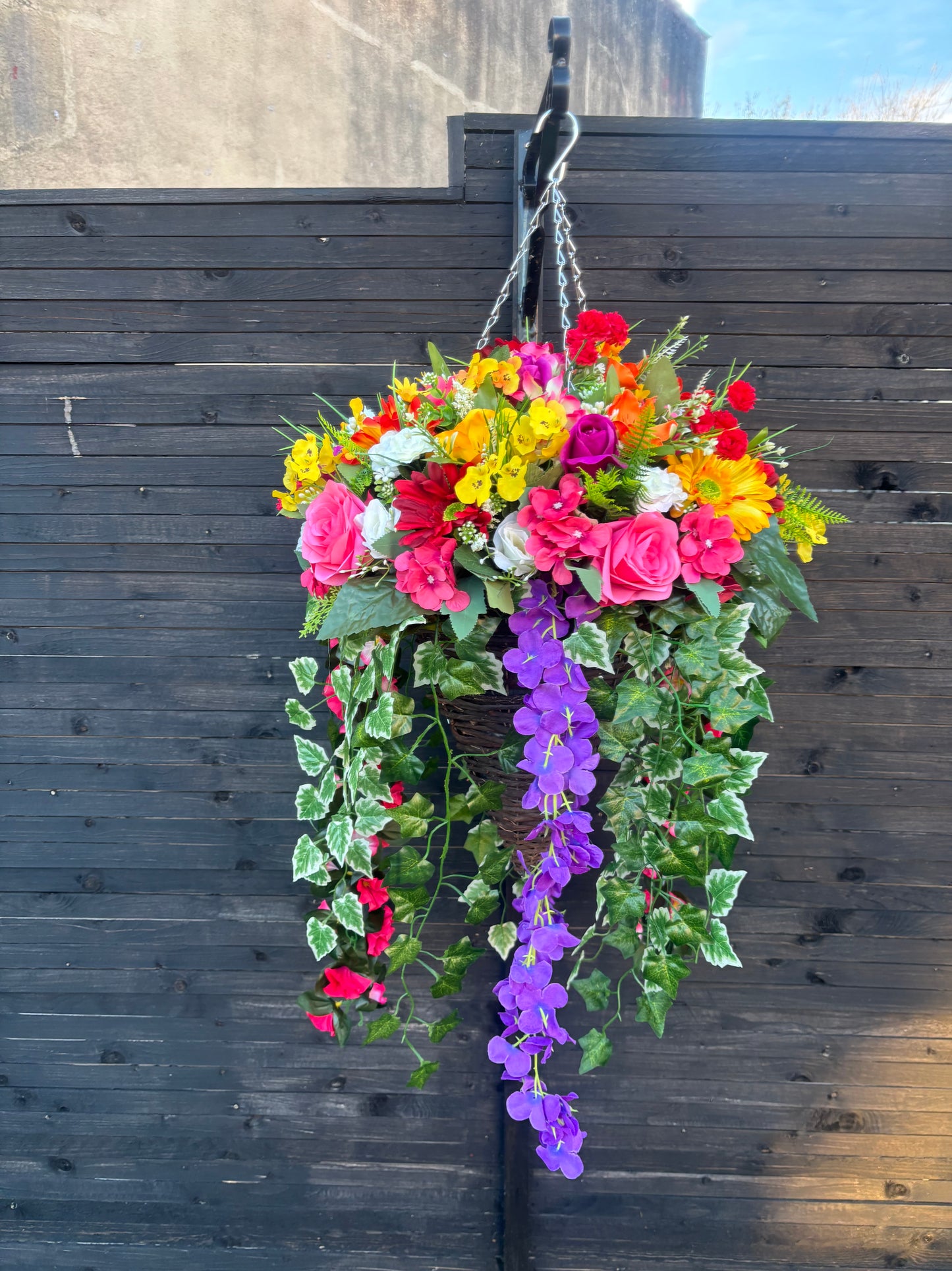 Deluxe multicoloured Hanging Baskets