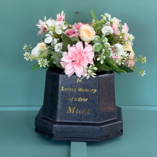 Deluxe Grave Pot