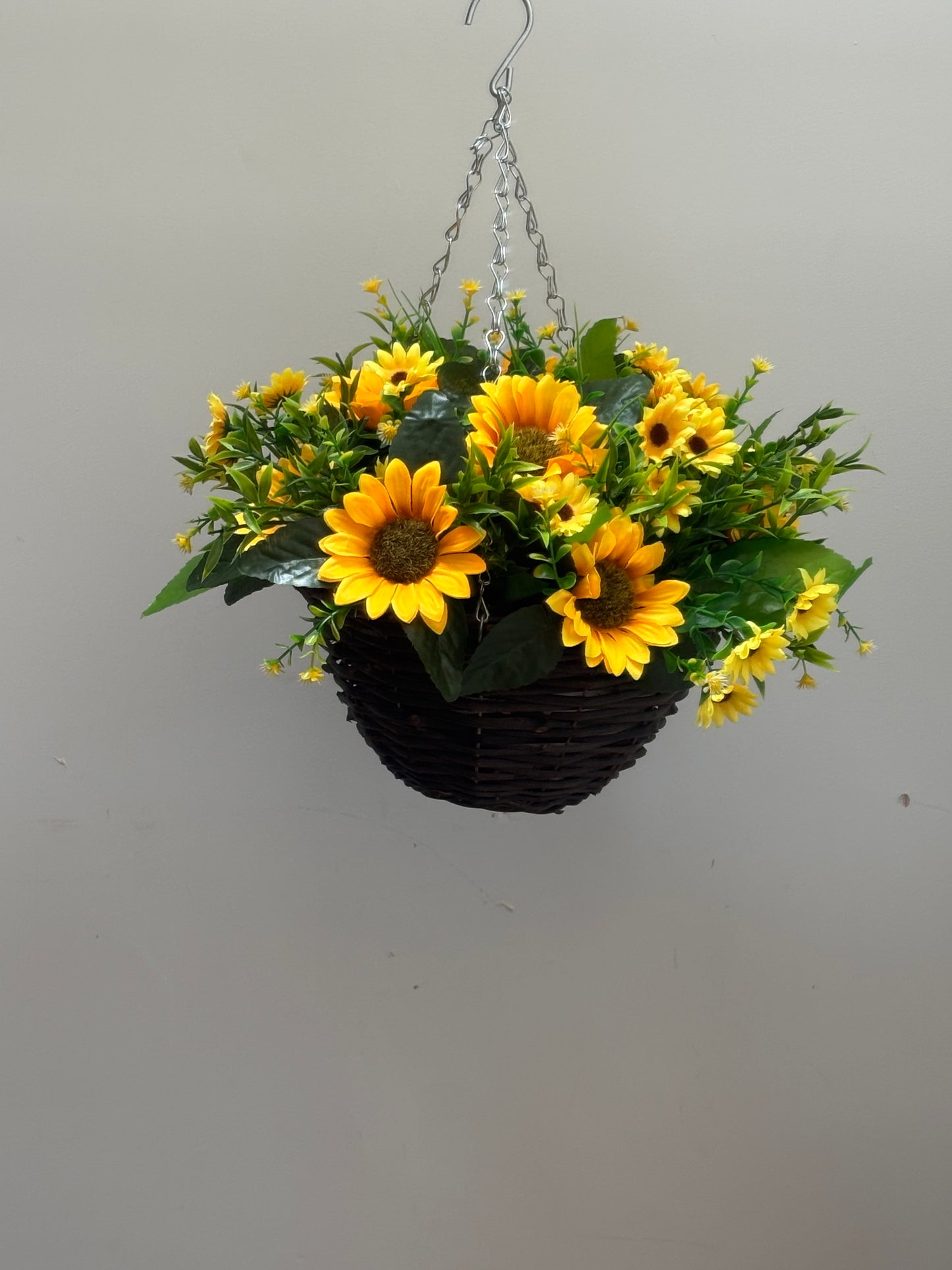 Sunflower Standard Rattan Round Basket